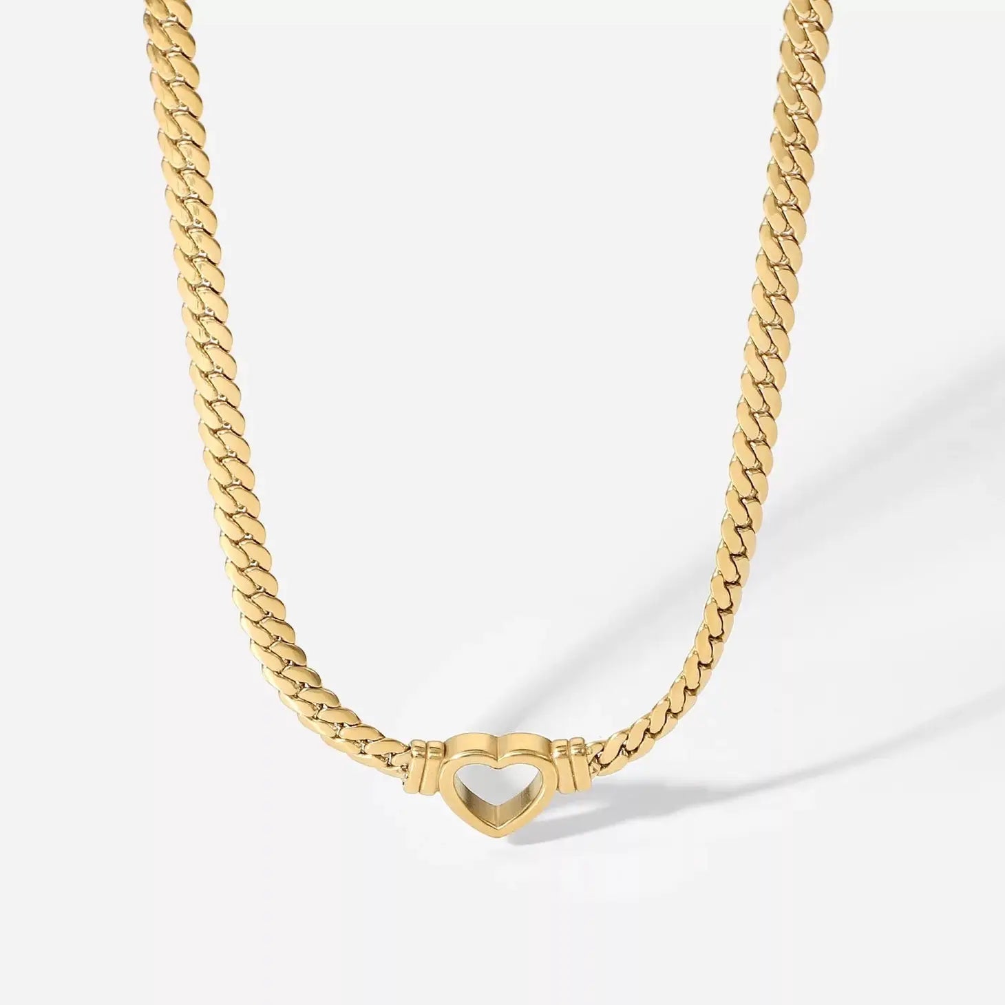 Olso Heart Necklace