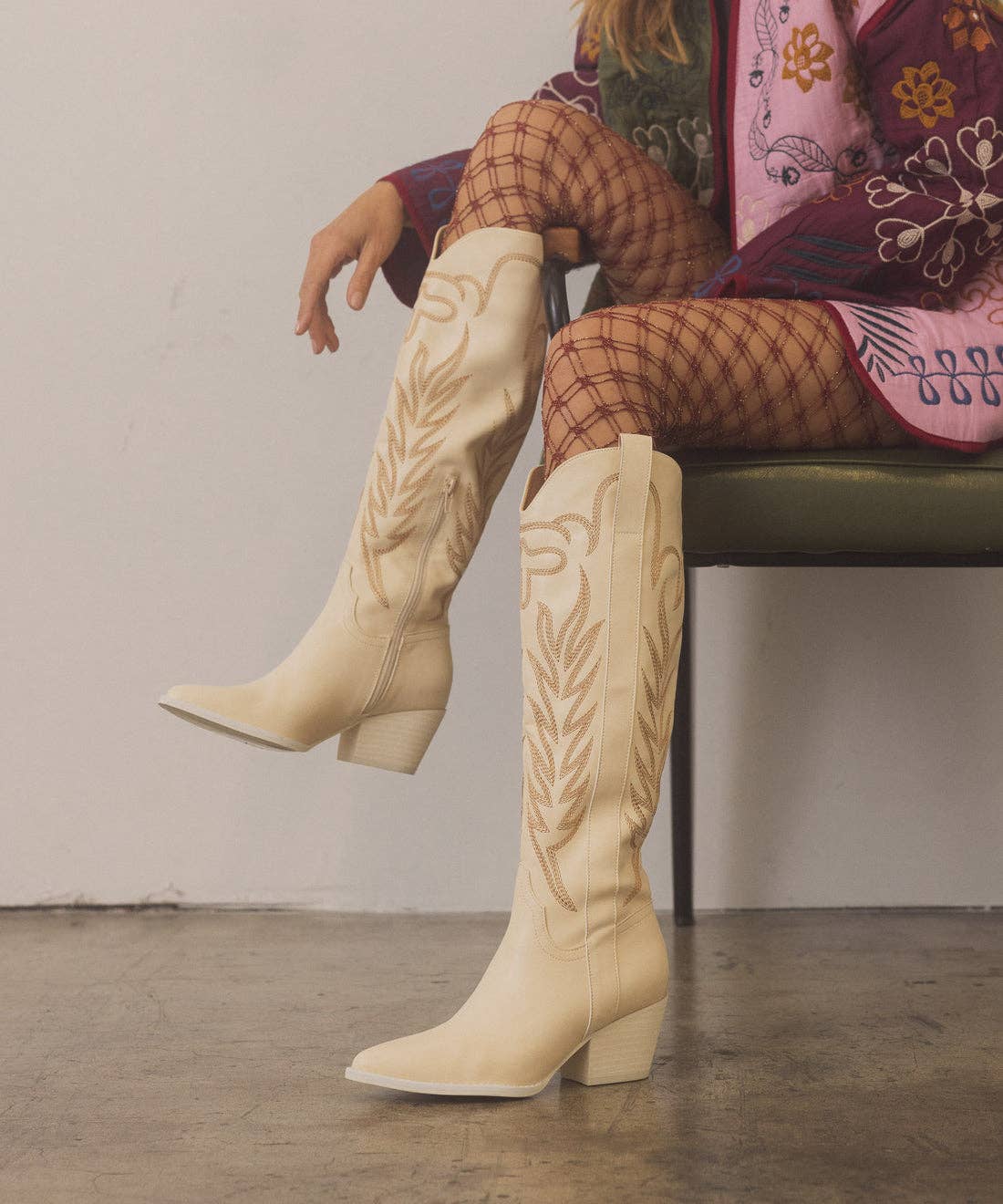 The Samara Off White Boot