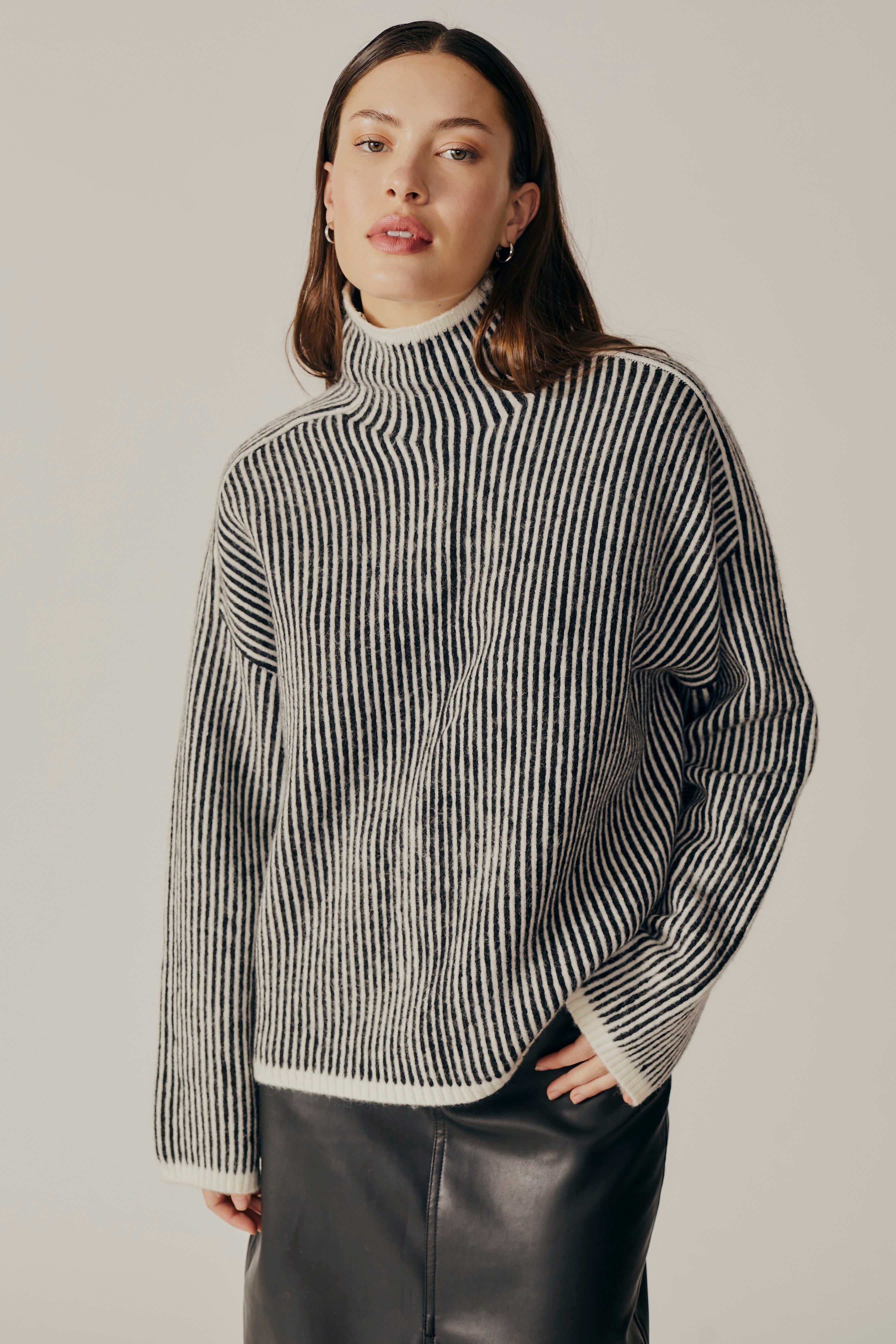 Genarium Sweater