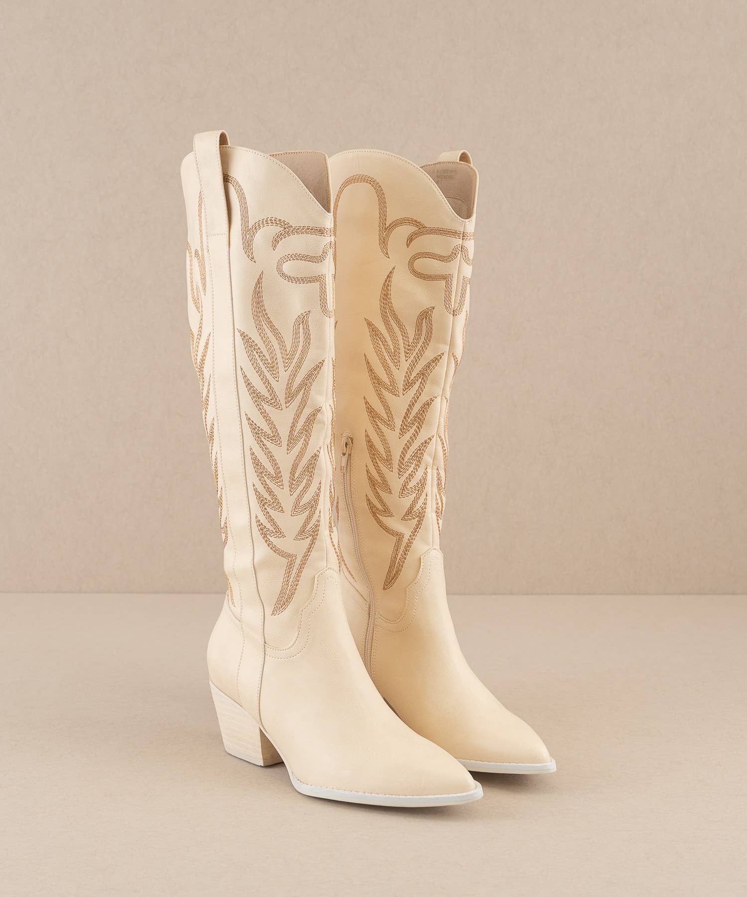 The Samara Off White Boot