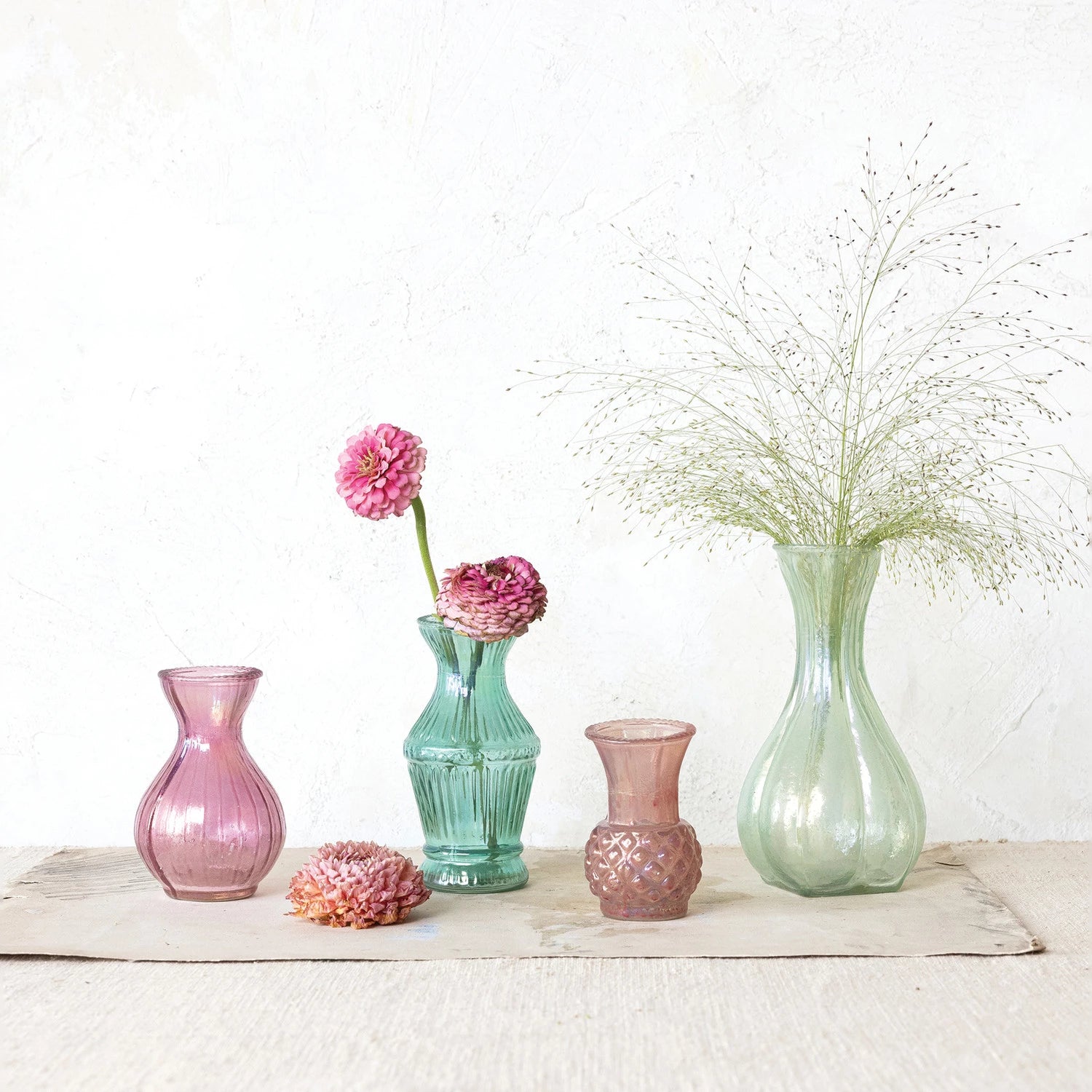 Debossed Vase Set
