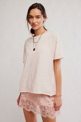 Nina Tee